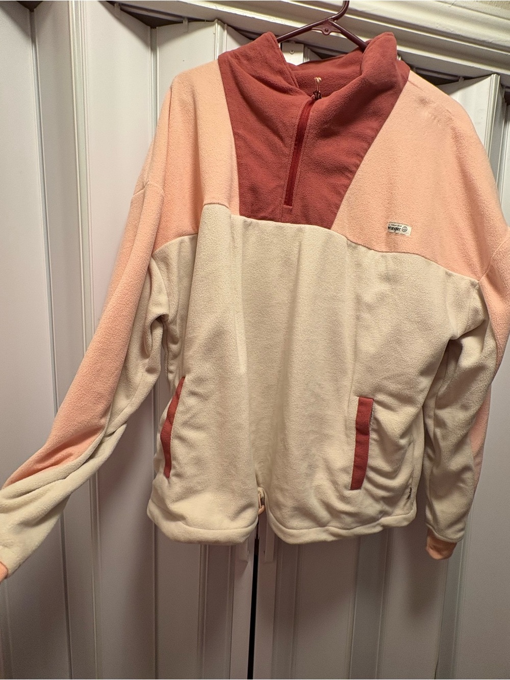 Wrangler Colorblock Fleece Pullover in Cream, Peach & Rust